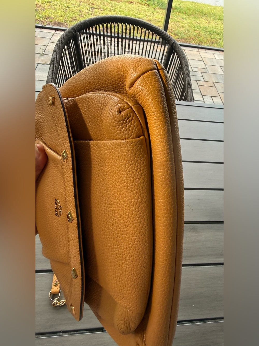 MCM light Brown Leather Shoulder Bag with Gold Chain Straps - Picture 6 of 17